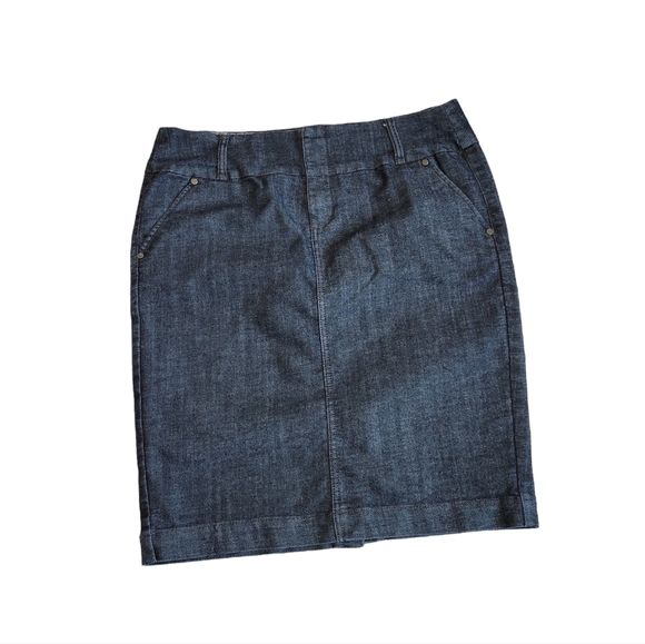 one 5 one Dresses & Skirts - One 5 One denim pencil skirt Women's Size Large blue